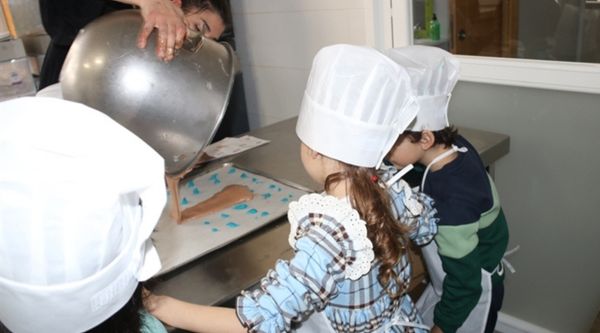 Encuentra campamentos Cocina en Aula Viajera