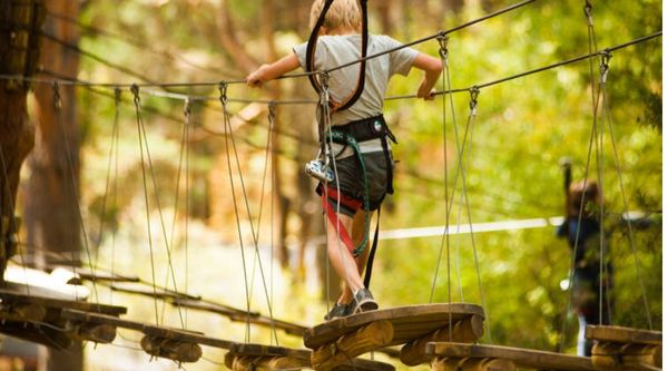 Aula Viajera: Encuentra campamentos Multiaventura