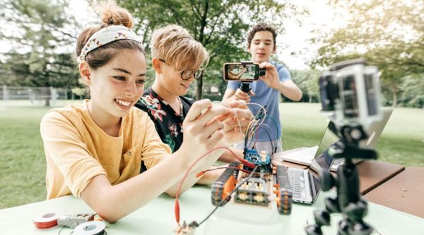Mejores campamentos Tecnológicos en la web de Aula Viajera