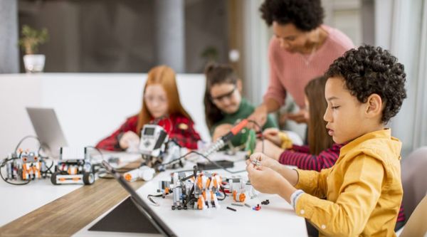 Mejores campamentos Tecnológicos en Aula Viajera