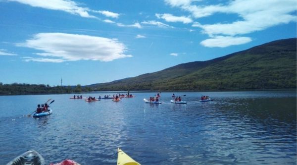 Experiencia de piragüismo y rafting para colegios en La Pinilla (2)