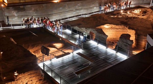 Actividad escolar al Museo y Parque Arqueológico Cueva Pintada 