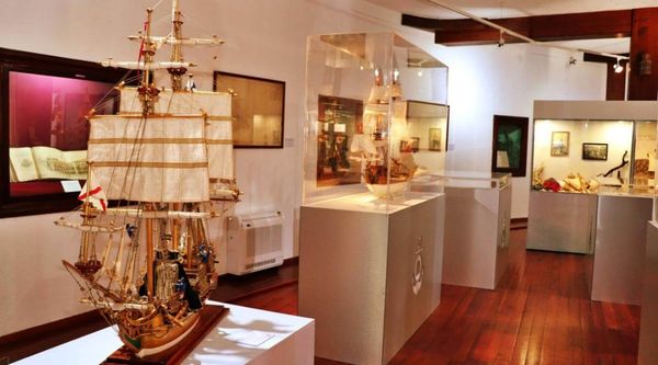 Excursión educativa al Museo Naval Barco de la Virgen 