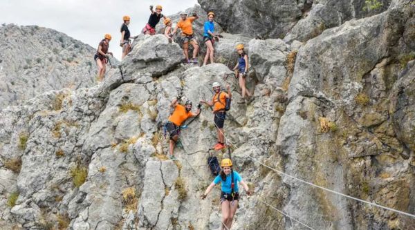 Viajes de para colegios de aventura en Burgos 
